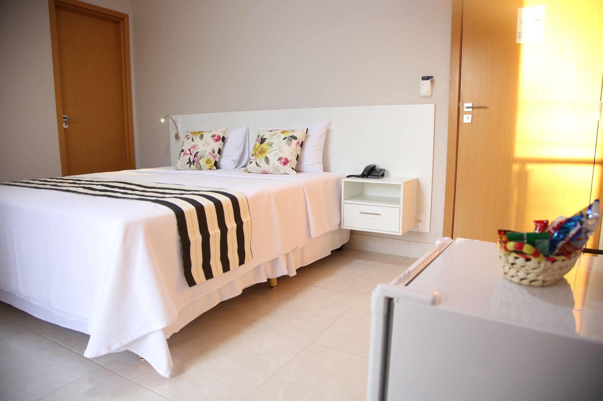 Ventura Hotel Barreiras  Bagian luar foto